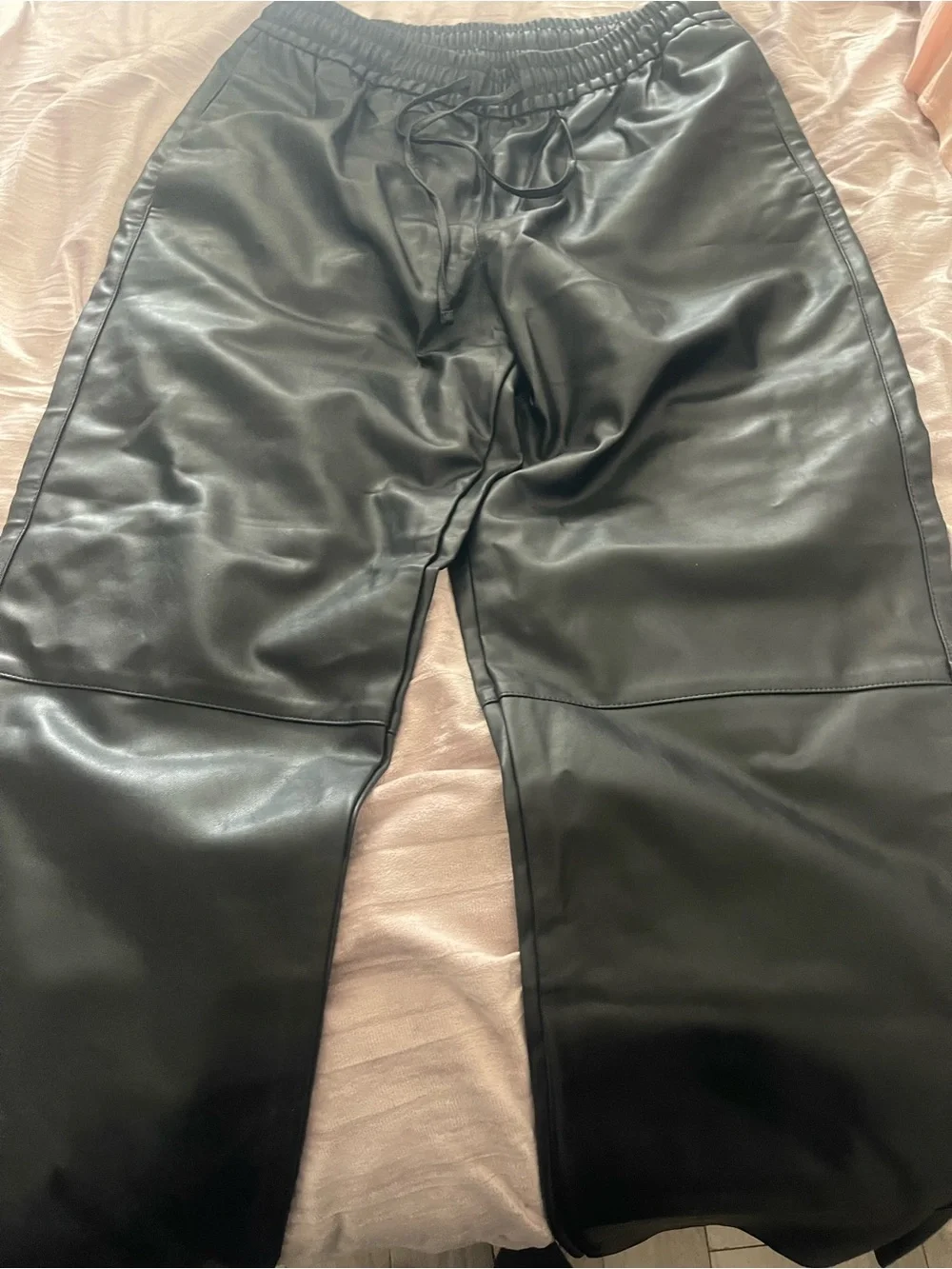 Old Navy Faux Leather High-Rise Straight Pants - Black